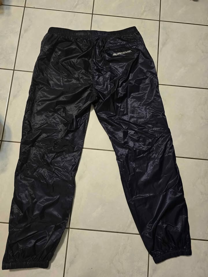 Reflective supreme baggy nylon pants - photo 2