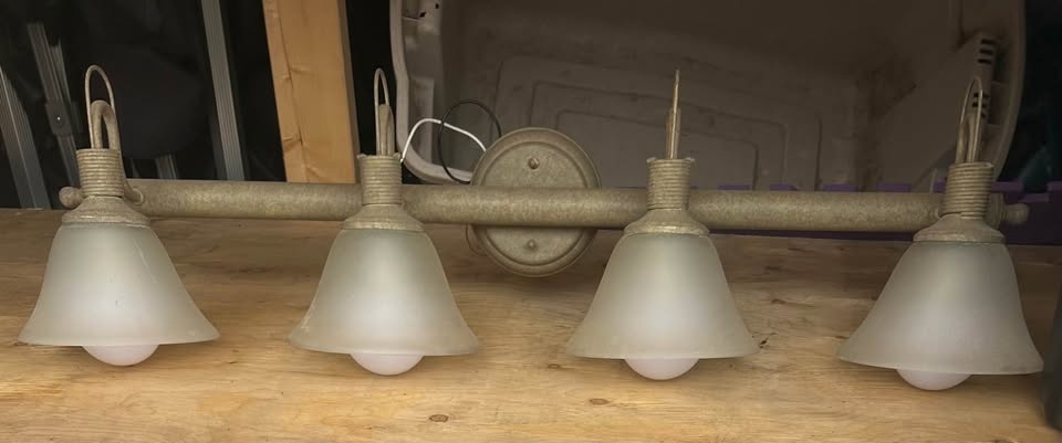 Ceiling light -2bulbs & bathroom, vanity, 4 lights - photo 3