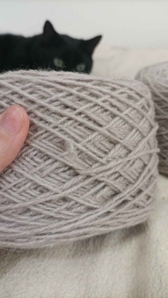 ‼️NEED GONE ASAP‼️Yarn Lot - $8 - photo 2