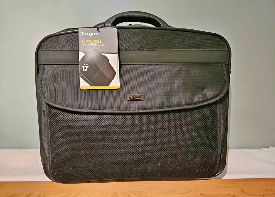Targus 17" XL Laptop Case