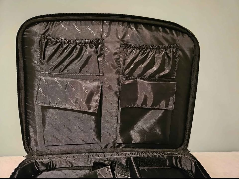 Targus 17" XL Laptop Case - photo 5