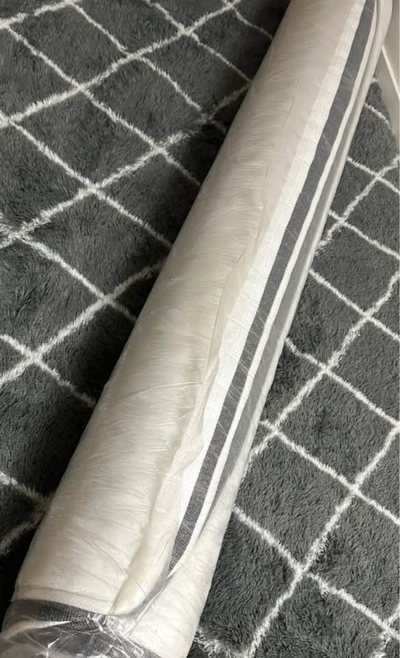 Full 12" mattress includes box spring - photo 3