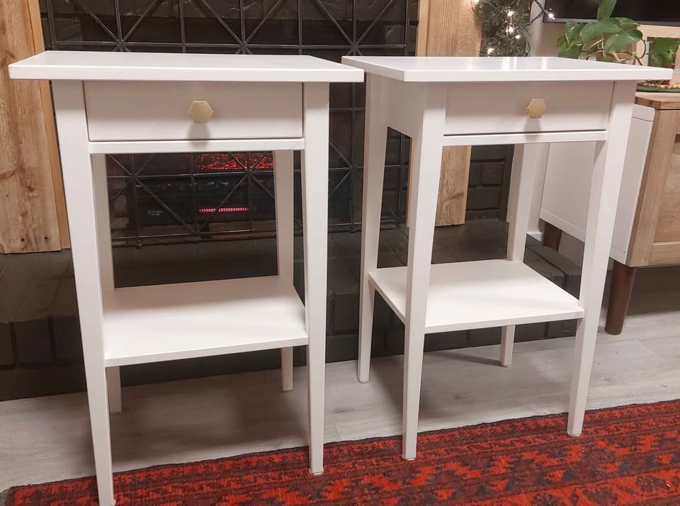 2 Ikea Hemnes Nightstands - photo 2