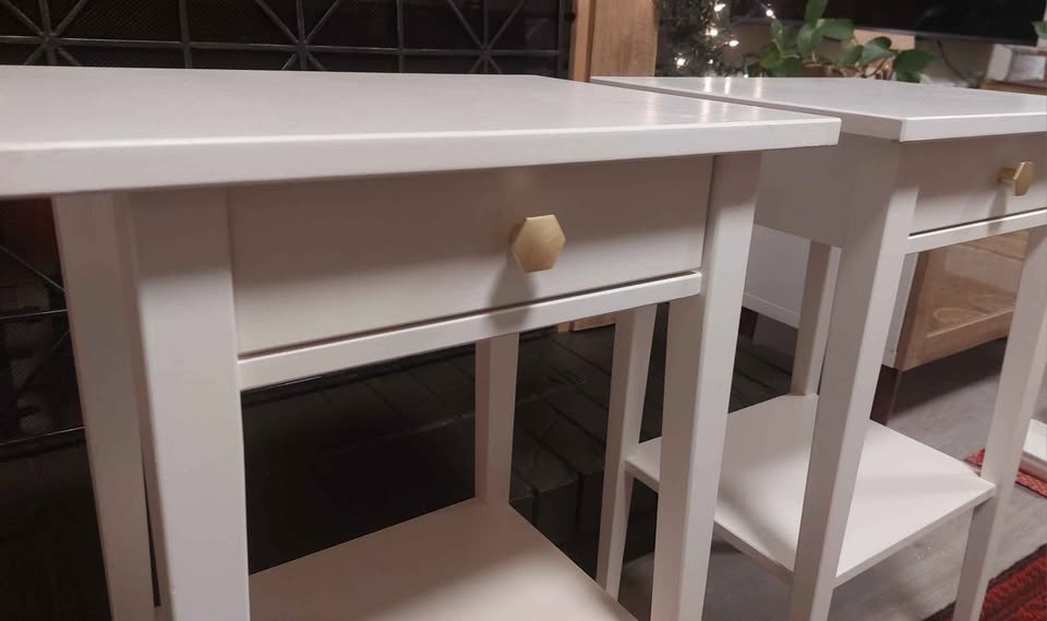 2 Ikea Hemnes Nightstands - photo 3