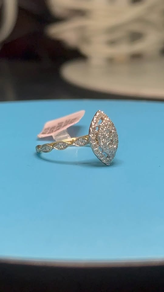 10kt Gold Diamond Ring Marquee Design - photo 5
