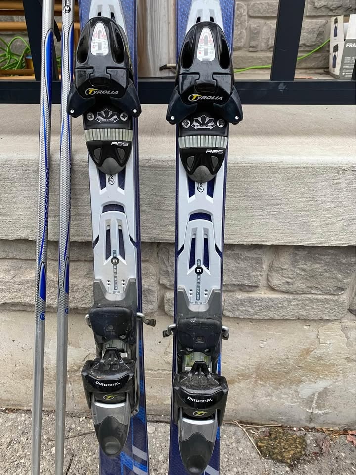 Women's Skiis - photo 2