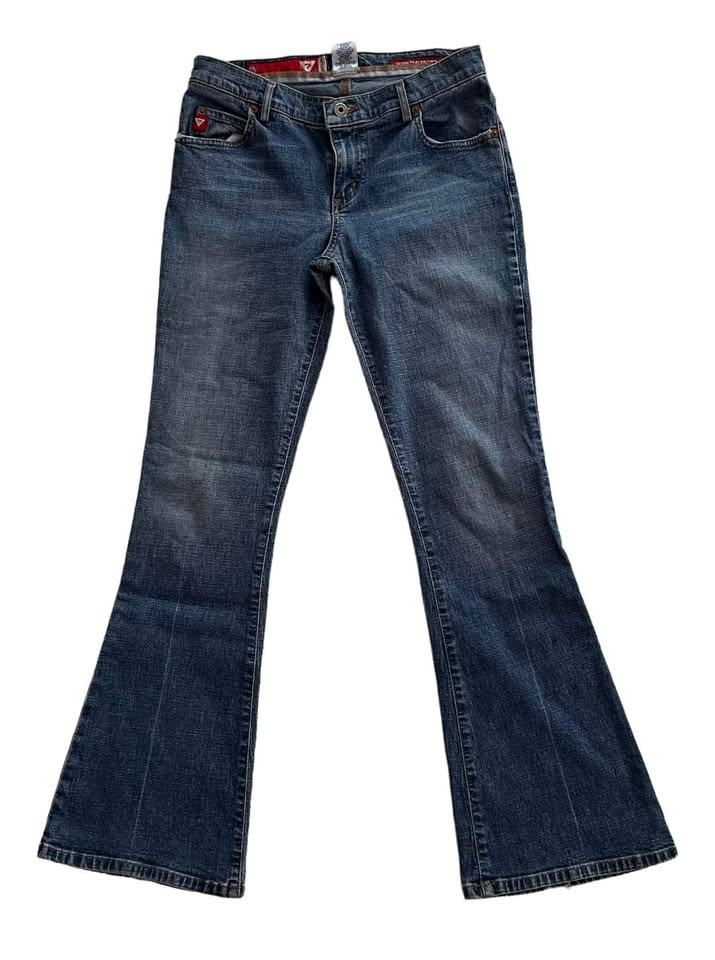 Flared Guess Jeans