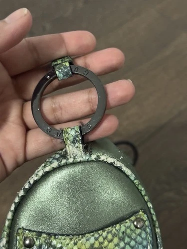 Vintage Guess Y2K Green Snakeskin Baguette Bag - photo 3