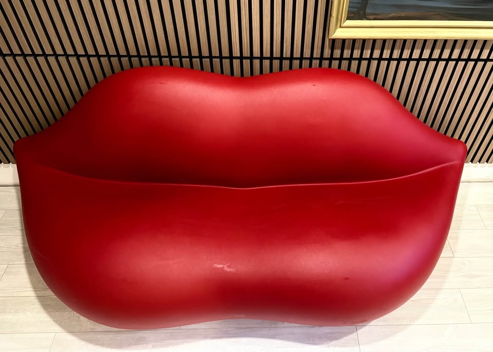 BOCCA LIP SOFA (DESIGNED BY STUDIO 65) - photo 2