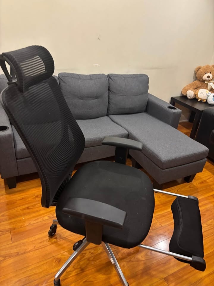 Office Chair with Head and Leg Support - photo 2