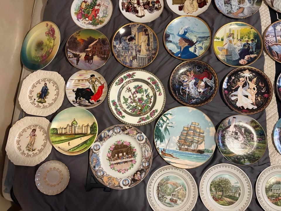 66 Collector Plates & Extra Stands - $180 - photo 3