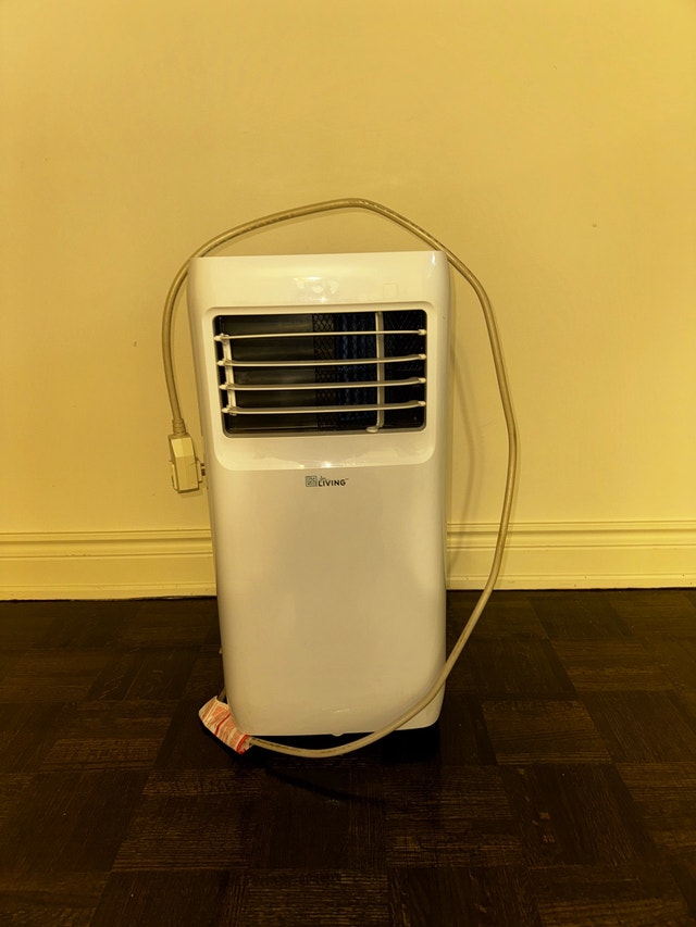 Portable Air Conditioner + Remote