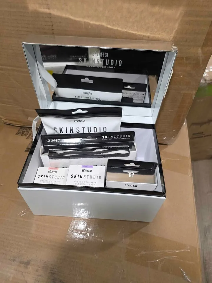 bPerfect Skin Studio Skincare Gift Set – Brand New image indicator(3)