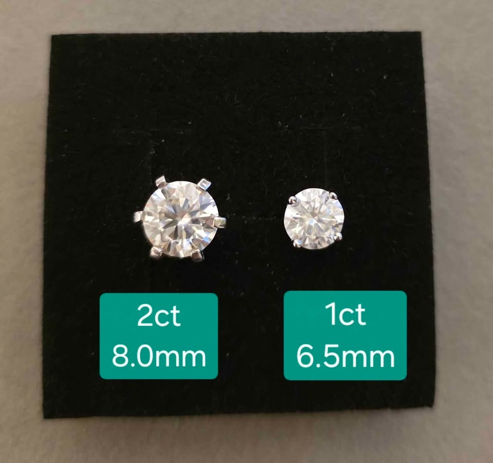 RARE 2ct Moissanite Silver Stud Earrings (2ct x 2) - photo 2