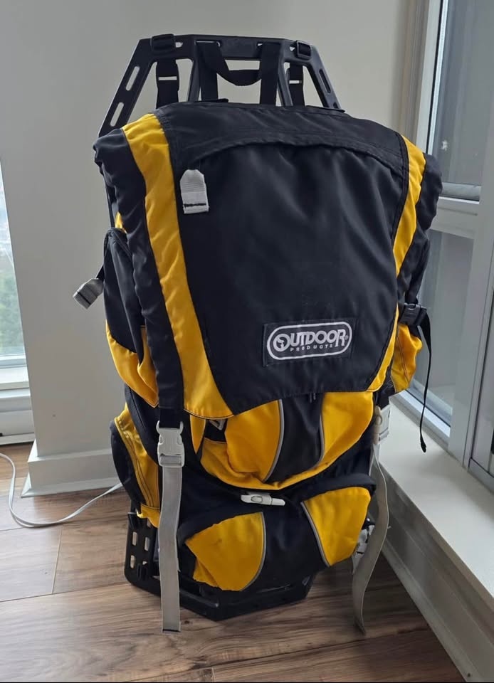 Camping/ Hiking Backpack 79 Litres - Great Condition - photo 2