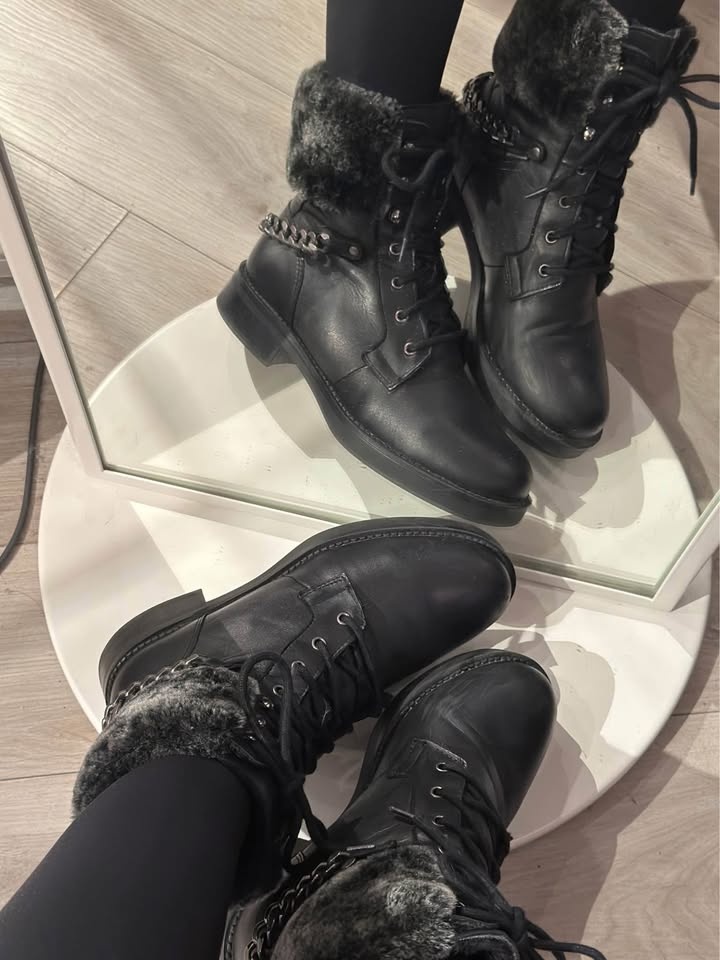 Steve Madden Combat Boots - Women's Size 8 - photo 3