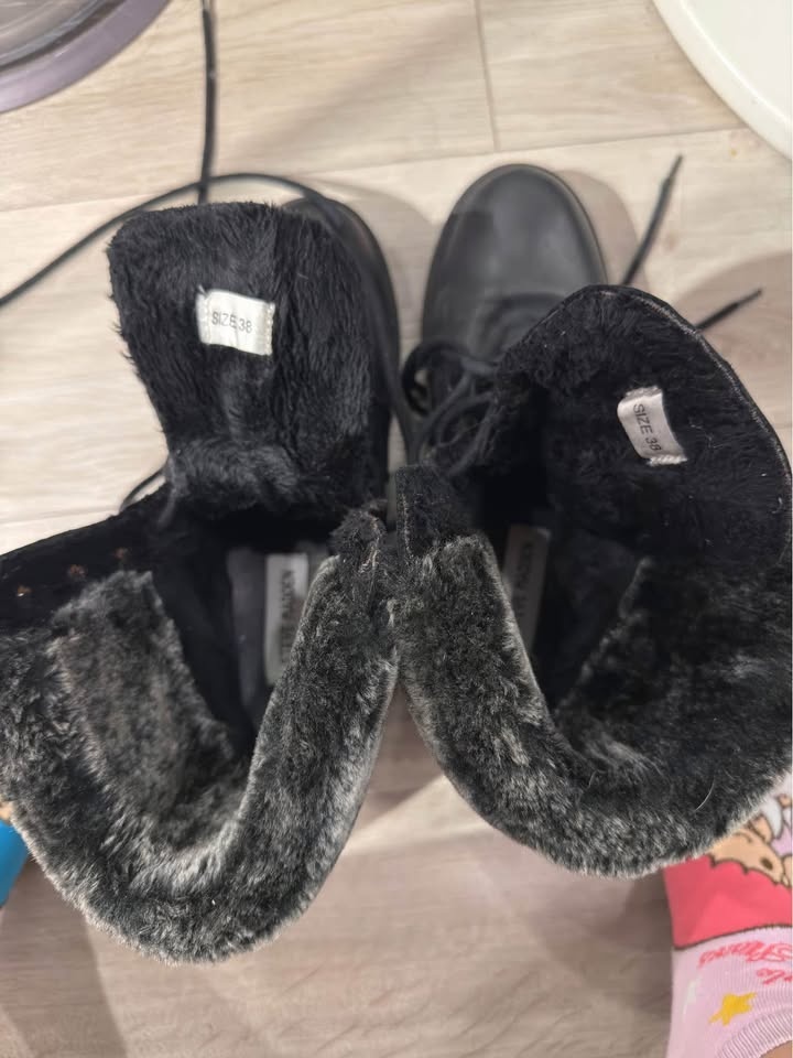 Steve Madden Combat Boots - Women's Size 8 - photo 4