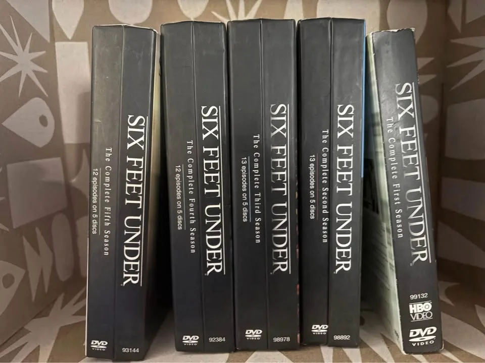 TV Series Sale - DVD - Listing 3 image indicator(9)