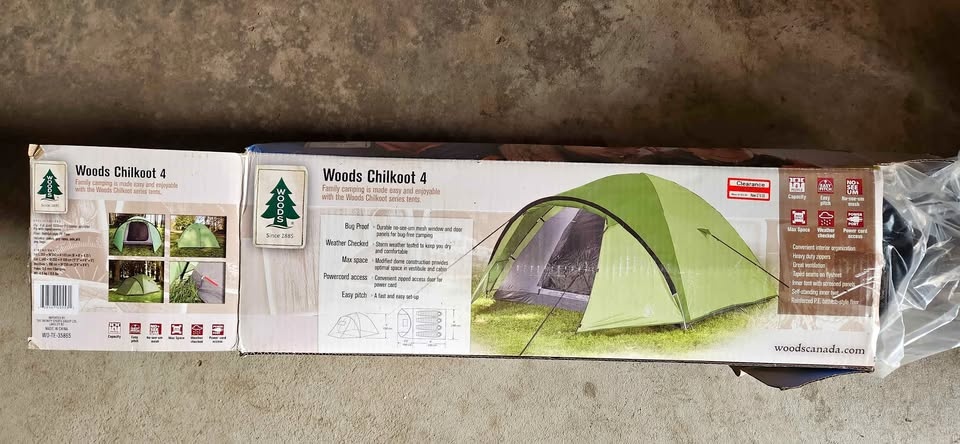 Woods Chilkoot 4 Men Camping Tent - 3 Season