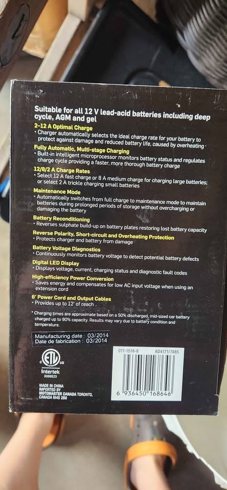 MotoMaster Eliminator Intelligent Car Battery Charger - photo 2