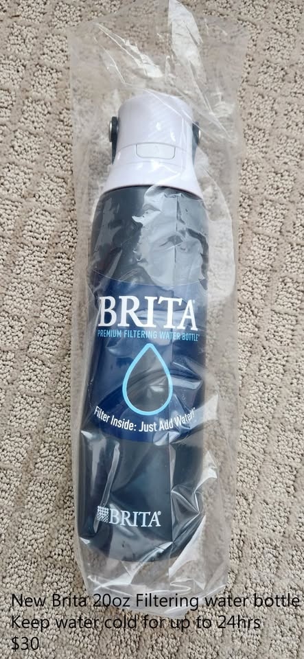 NEW Brita Premium Filtering Water Bottle