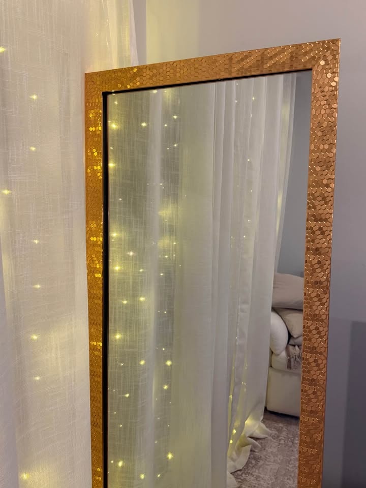 MOVING SALE Gold Vintage Standing Full Body Mirror - photo 2