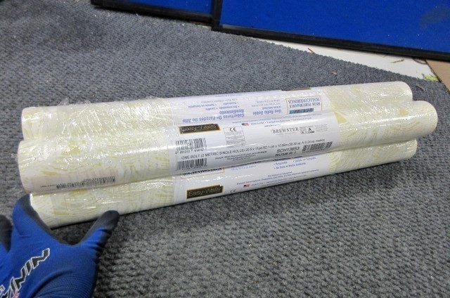 NEW Wallpaper Rolls (*4) same as sold in Homedepot