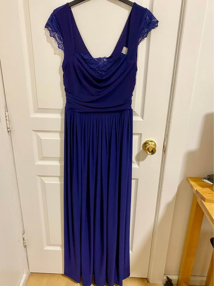 Formal Dress US Size 6 - photo 2