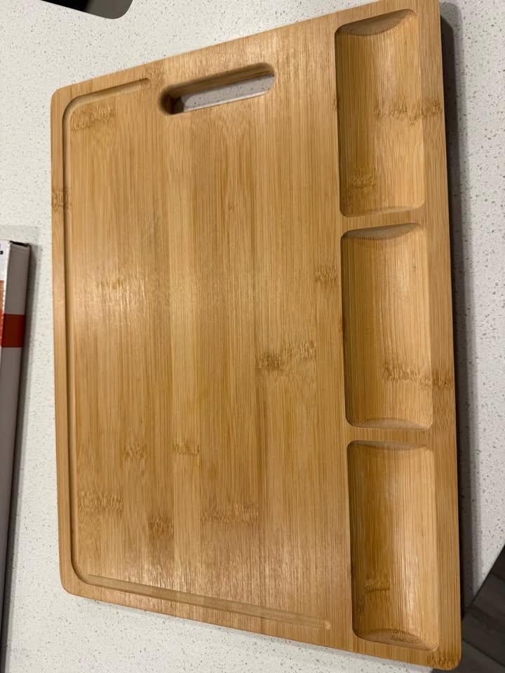 Large Bamboo Cutting Board with 3 Compartments