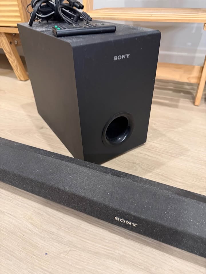 Sony Sound Bar Surround System Speaker with Chords and Remote - photo 4