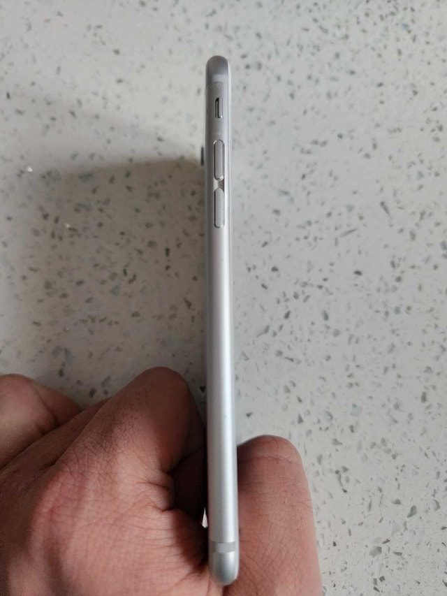 iPhone 6 16gb used but almost like new - photo 5