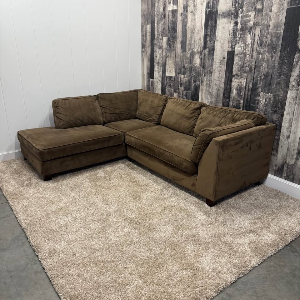 High-End Velvet L-Shaped Sectional - photo 2