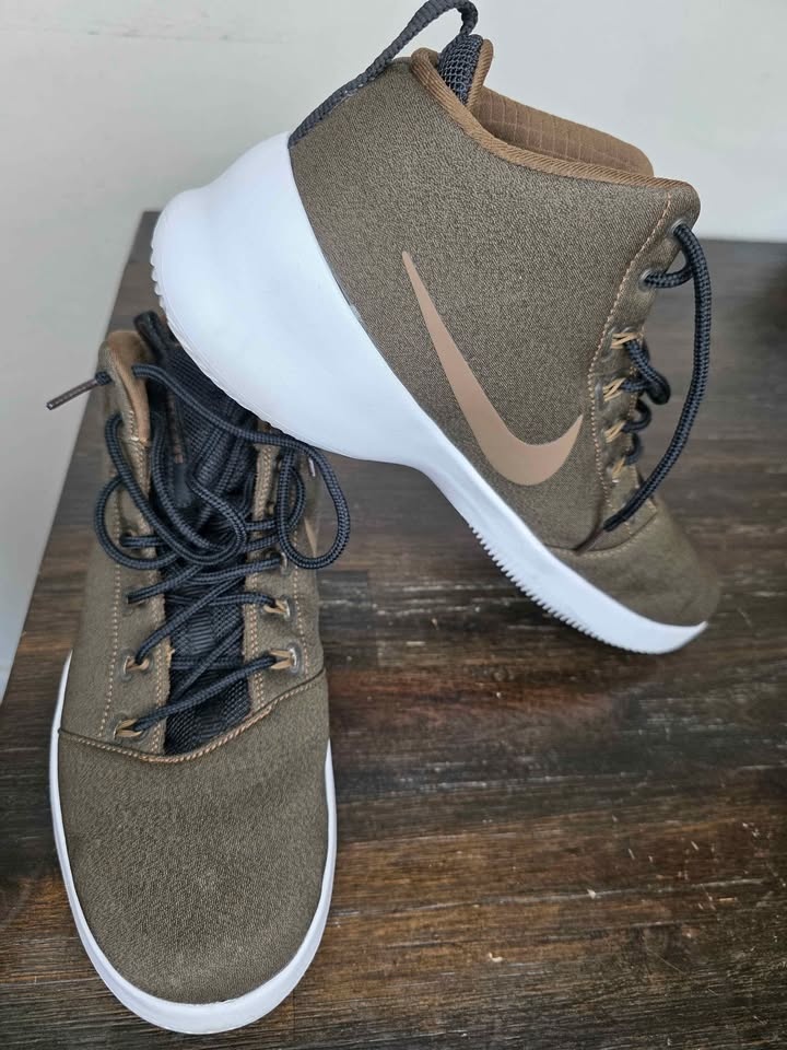 Nike hyperfresh PRM Mens mid top Trainers/ Sneakers-Size 12 - photo 5