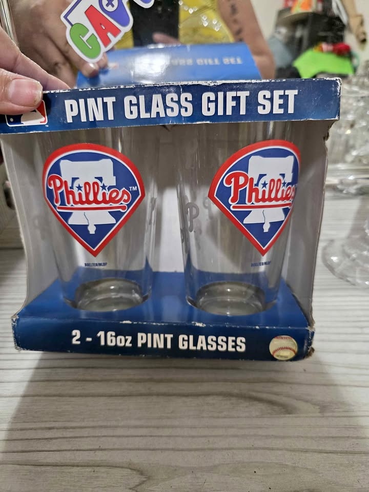 Philadelphia Phillies 2-Pack Pint Glasses