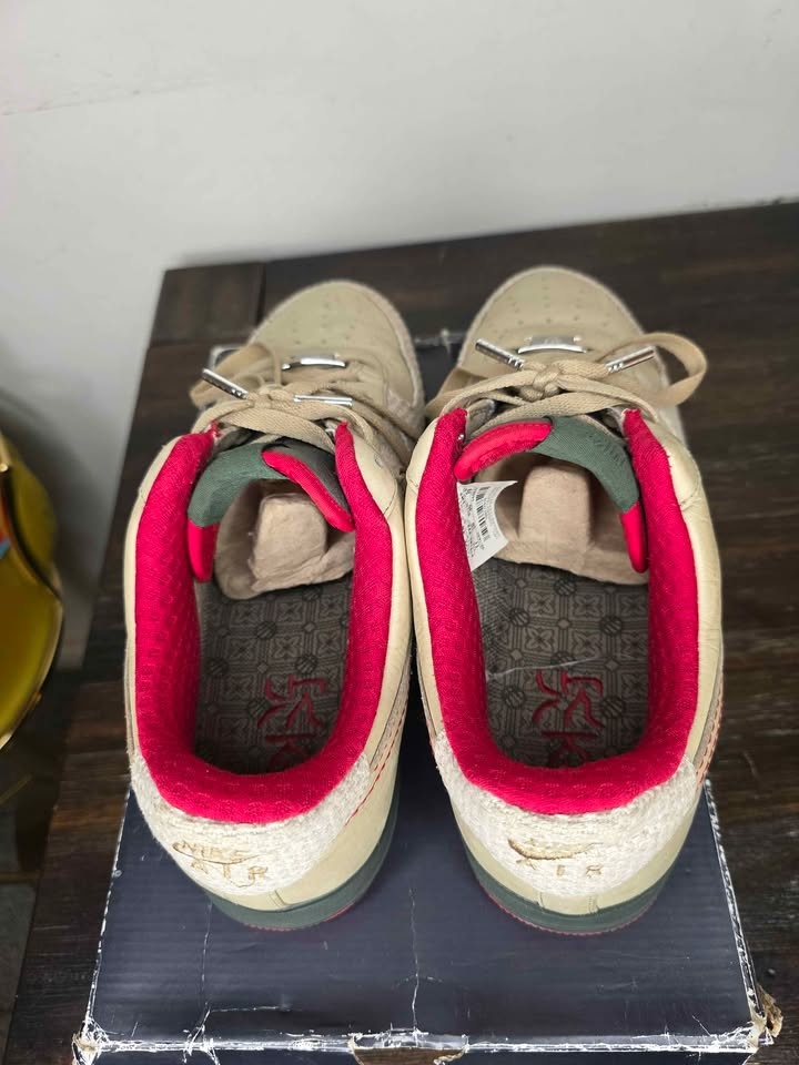 Nike Air Force 1 RARE Size 11 - photo 5