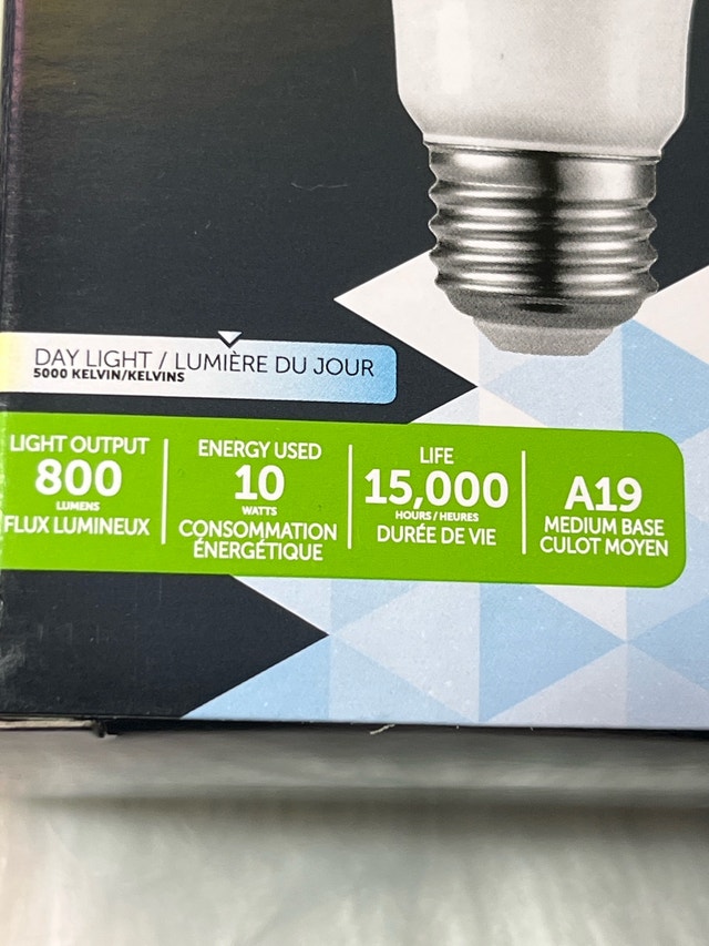 NOMA LED Bulbs - 3 for $6 - photo 2