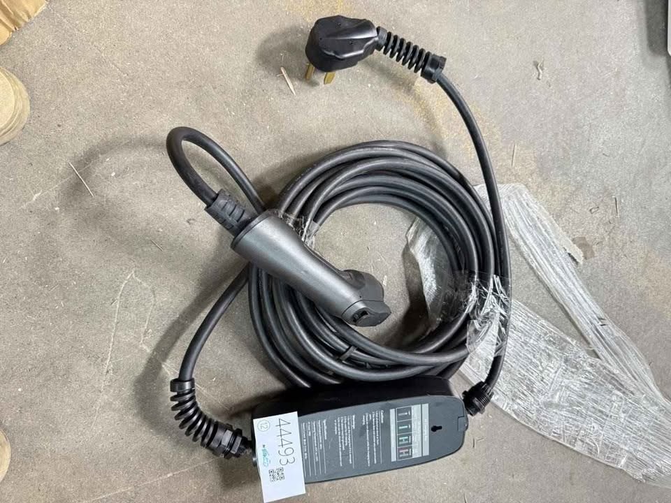 Level 2 EV Charger 32 Amp - photo 3