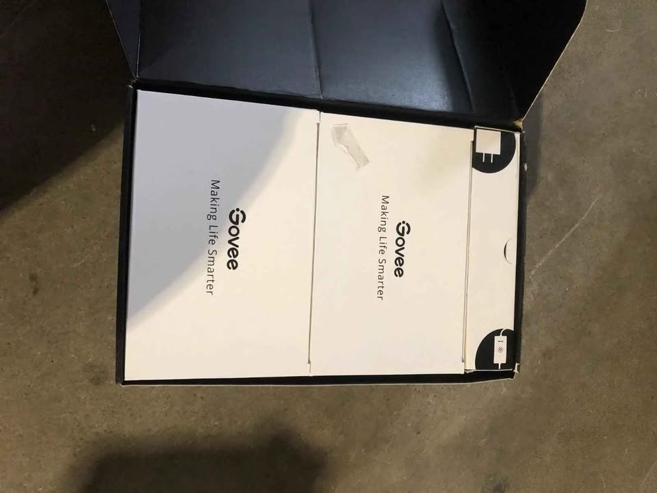 NEW Govee 100ft Permanent Outdoor LED Lights - photo 5