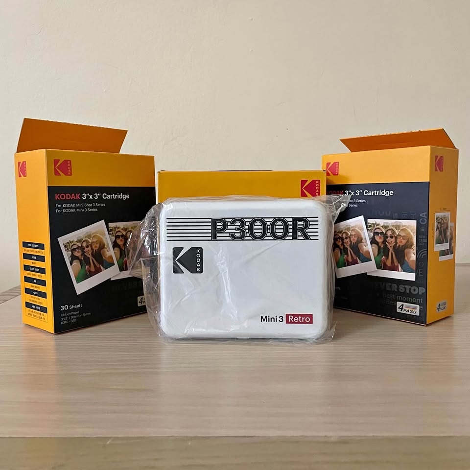 Kodak Mini 3 Retro Instant Photo Printer + 3x3 Cartridges Bundle