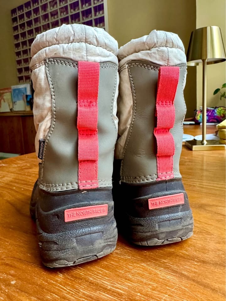 North Face Girls Winter Boots - photo 2