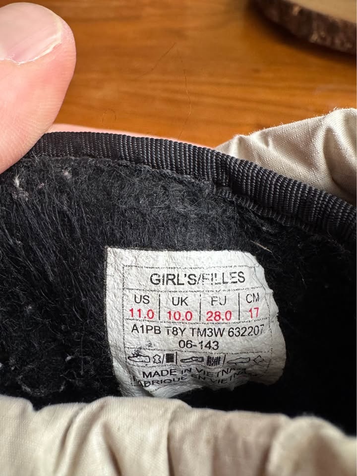 North Face Girls Winter Boots - photo 4