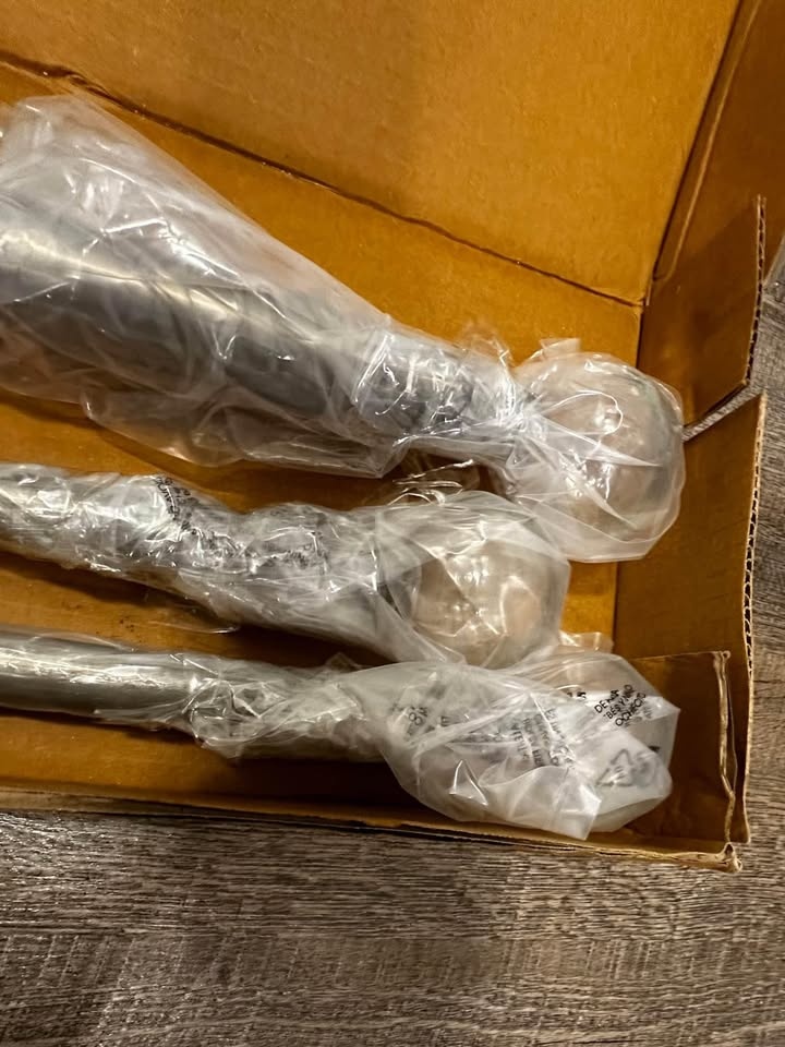 Pottery Barn Curtain Rods w/ Glass Finials (Antique Pewter) - photo 5