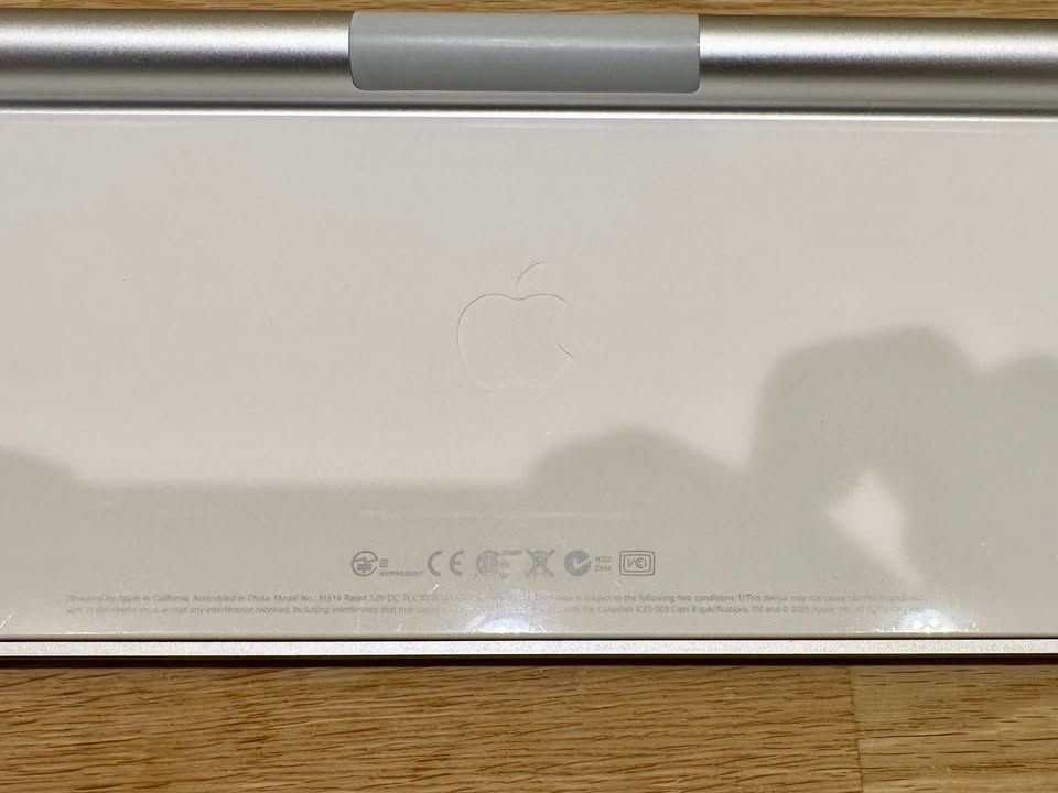 Apple Wireless Keyboard (Model A1314) - photo 2