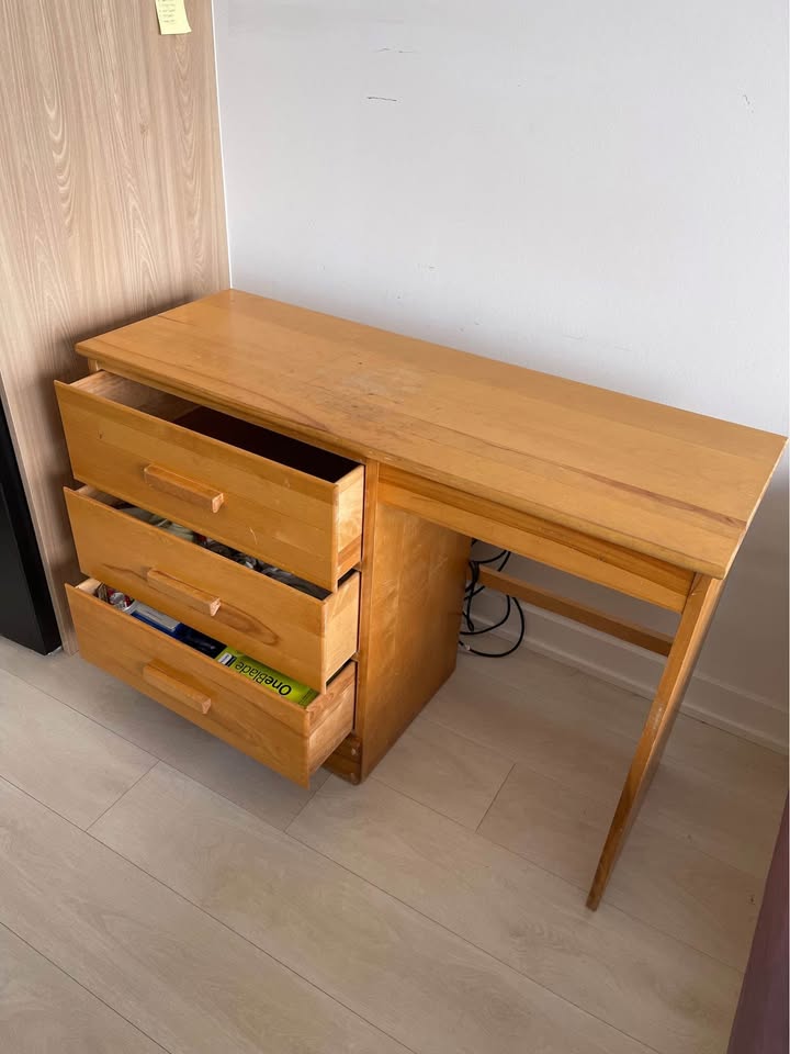Office/ Study Table - photo 5