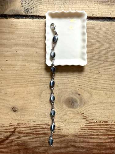 Vintage Ornate Silver Women’s Bracelet With Blue Hematite Stone - photo 2