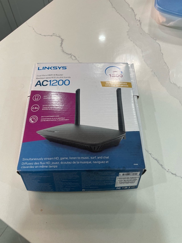 Linksys AC1200 Router