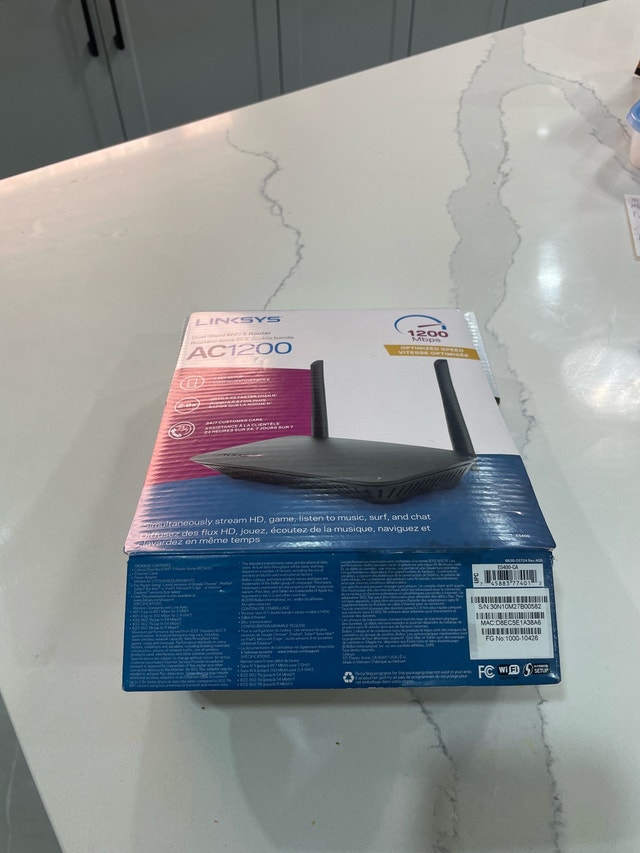 Linksys AC1200 Router - photo 5
