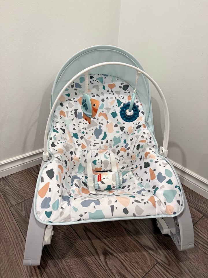Baby rocking chair and play mat