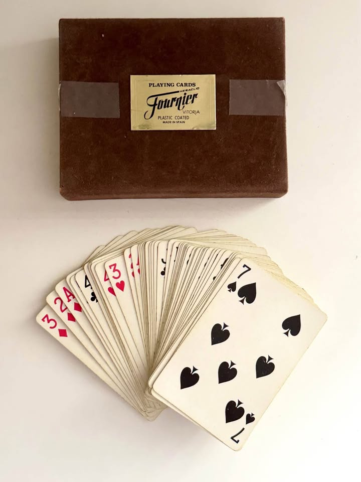 Vintage Fournier Playing Cards - Double Deck - photo 3