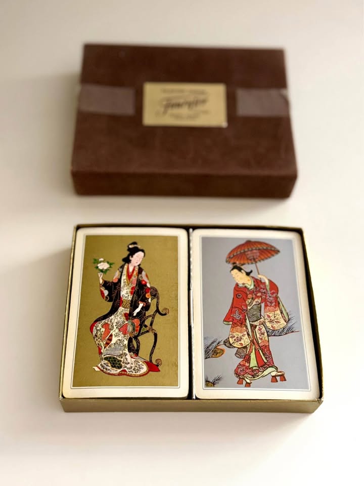 Vintage Fournier Playing Cards - Double Deck - photo 4